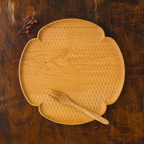 Kazunori Takatsuka's large Sakura flower-shaped bread plate