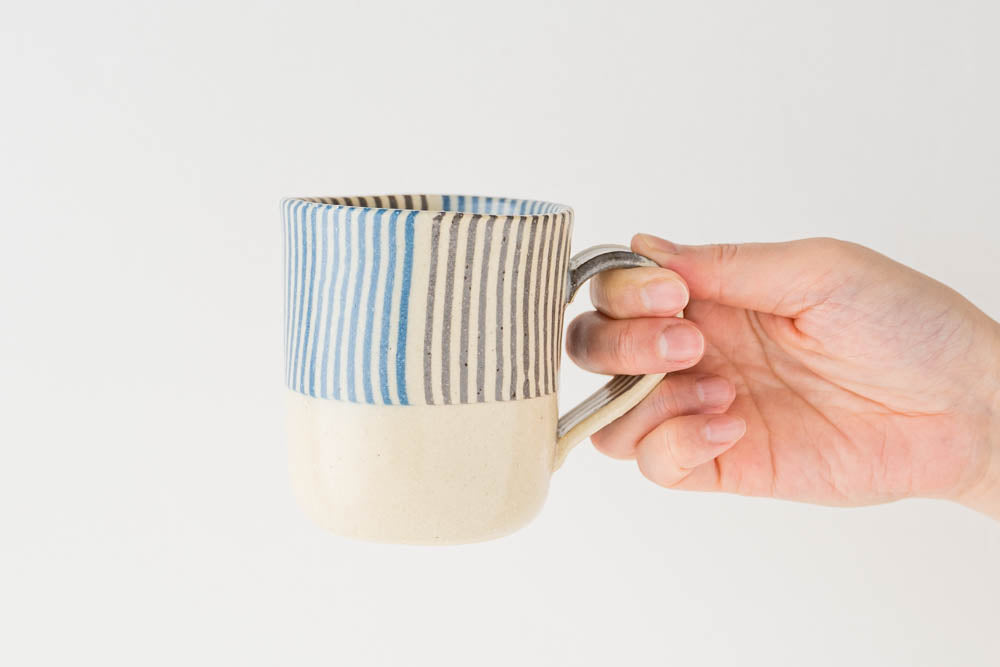 Hanako Sakashita's stylish kneaded mug