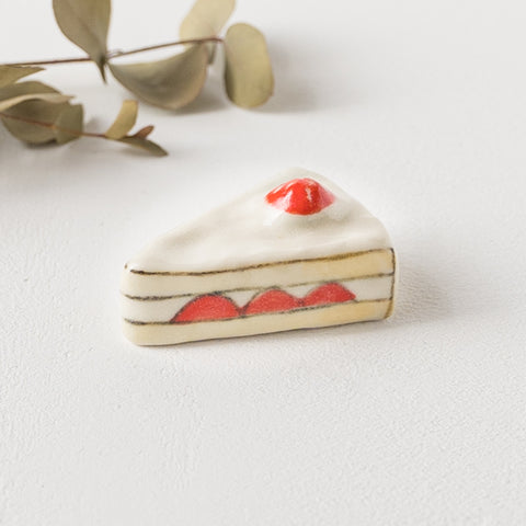 Kei Kajita's cute shortcake chopstick rest