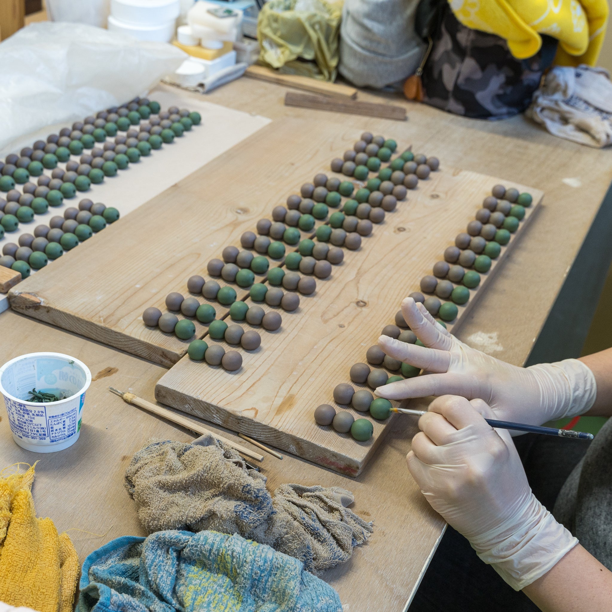 Playful Ihoshiro kiln chopstick rests