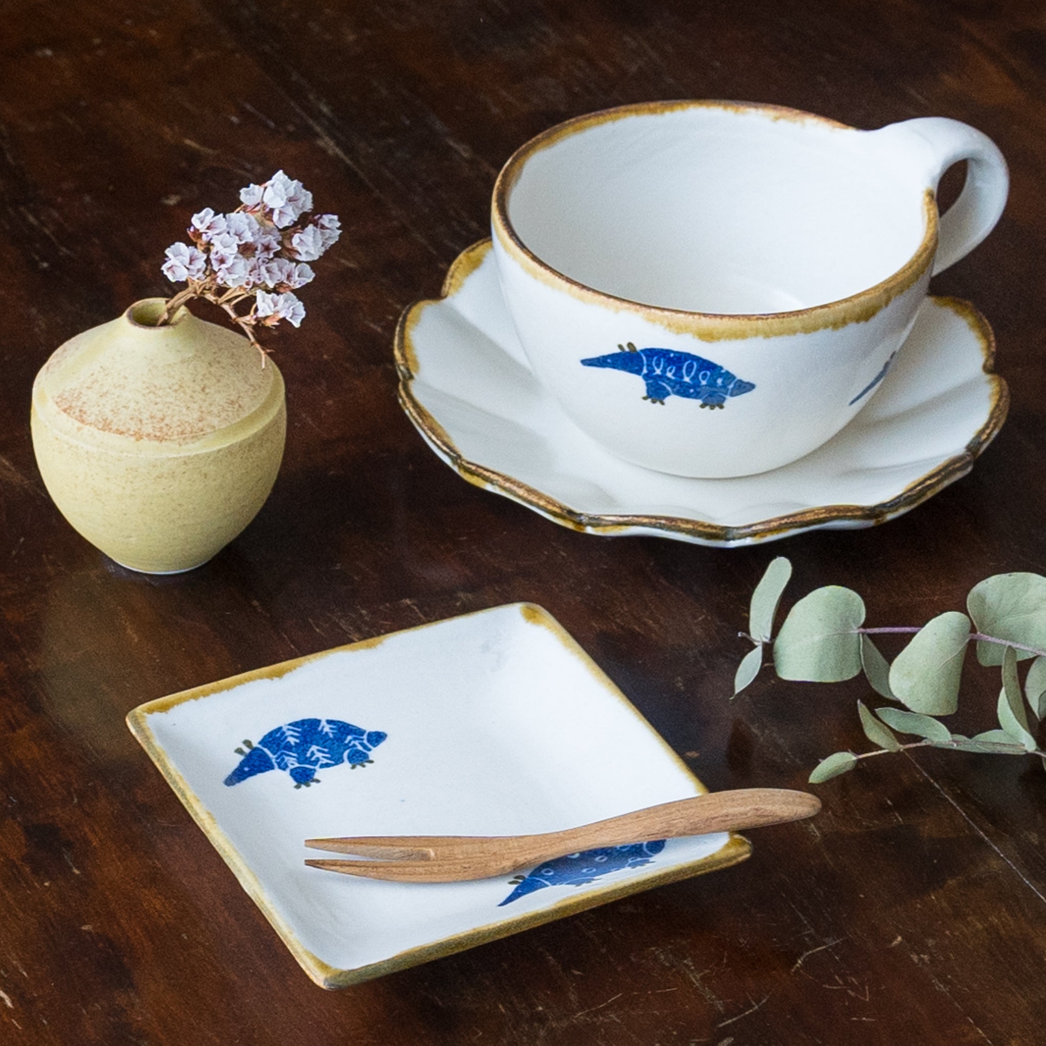 Yasumi Koubou’s Japanese paper dyed animal series tableware where snack time can be enjoyed