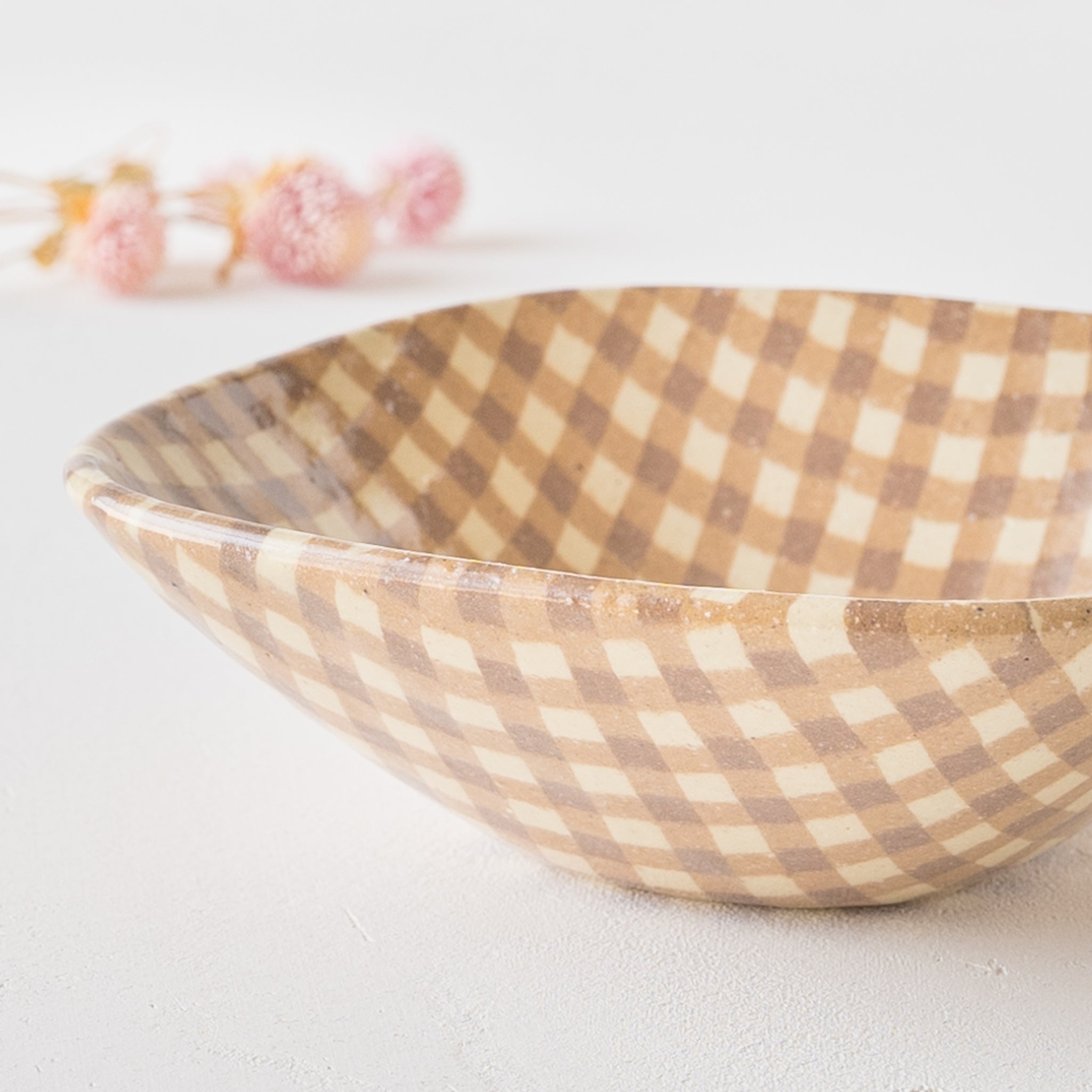 Fashionable and cute Hanako Sakashita's cereal bowl