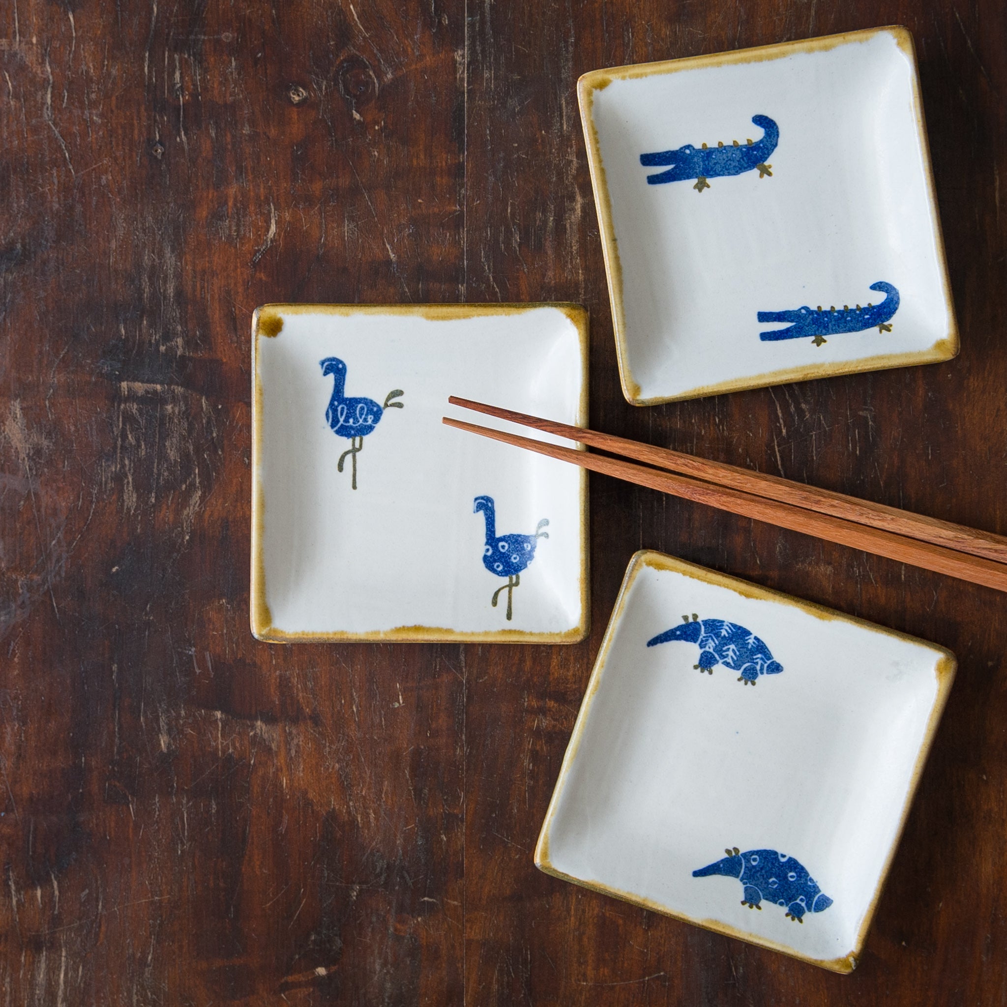 Corner small plate of Japanese paper dyed animal series from Yasumi Koubou, perfect for placing pickles