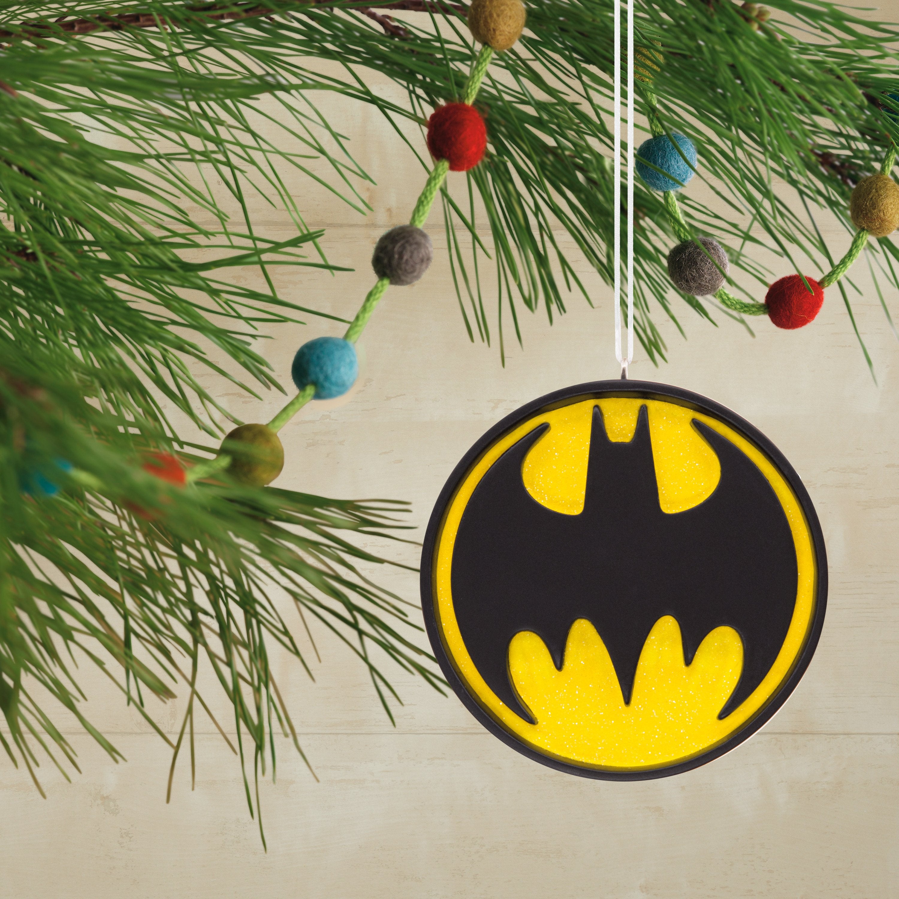 Collectable DC Comics Christmas Ornament - Batman Bat-Signal Design –  Hallmark