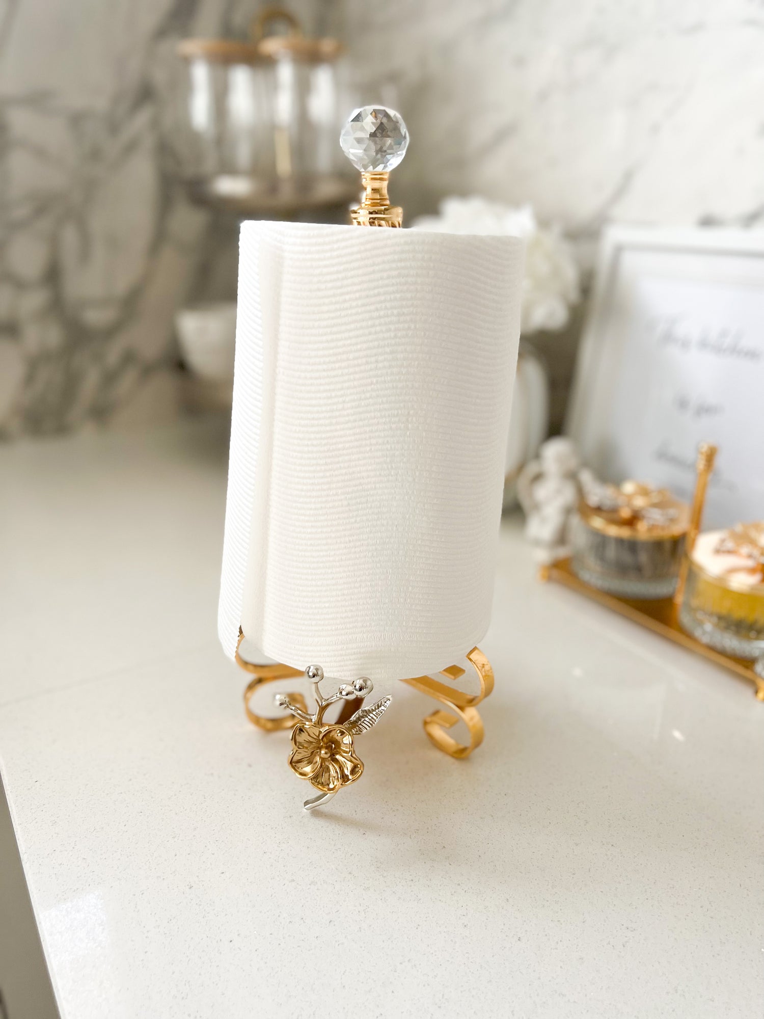 Gold Paper Towel Holder w/Leaf Design