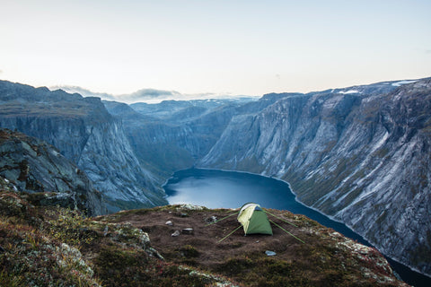 bivouac tente beau paysage