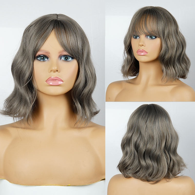 short wavy wigs