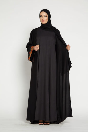 Ladies Hajj & Umrah Clothing: Shop Lightweight Abayas & More