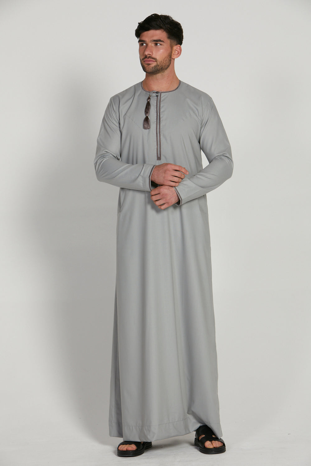 Premium Omani Thobe - Light Grey with Mauve Embroidery