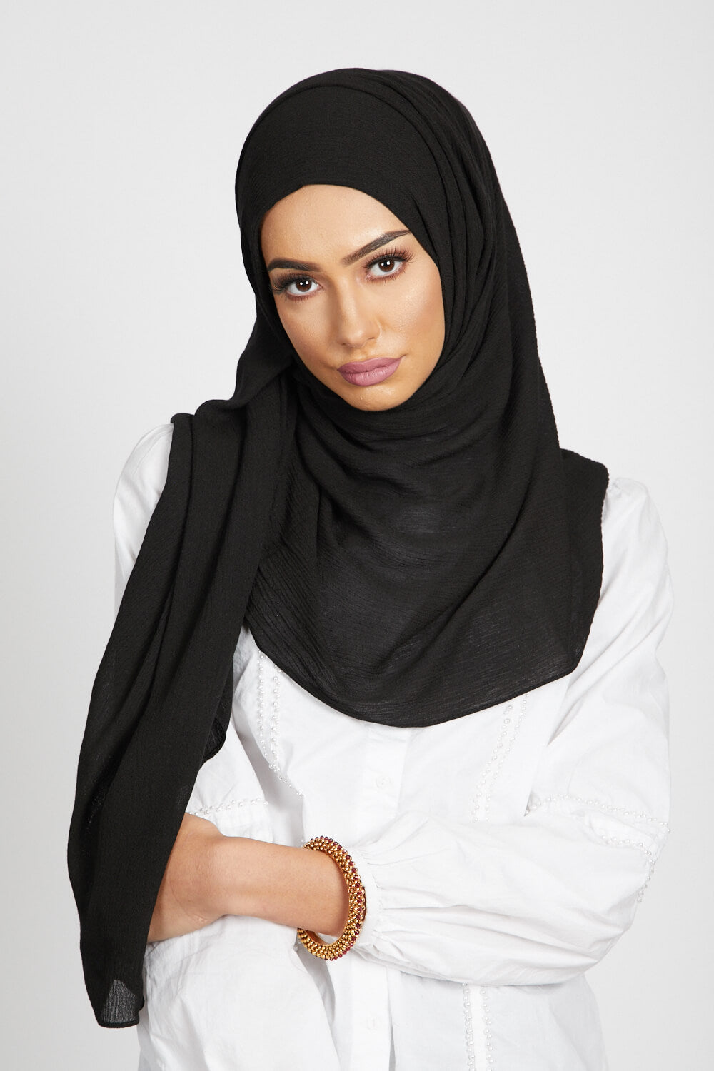 Crinkle Hijab: Plain Black Modal Crinkle Hijab In 100% Rayon