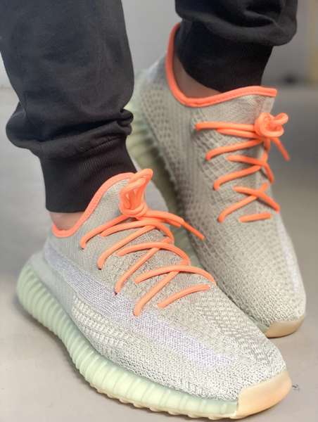 yeezy 350 v2 shoelace