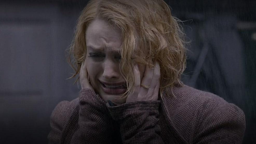 Fantastic Beasts: The Crimes of Grindelwald Queenie Crying in the Rain