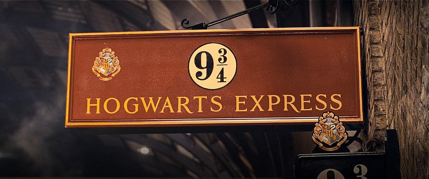 Harry Potter and the Sorcerers Stone Platform 9 3/4