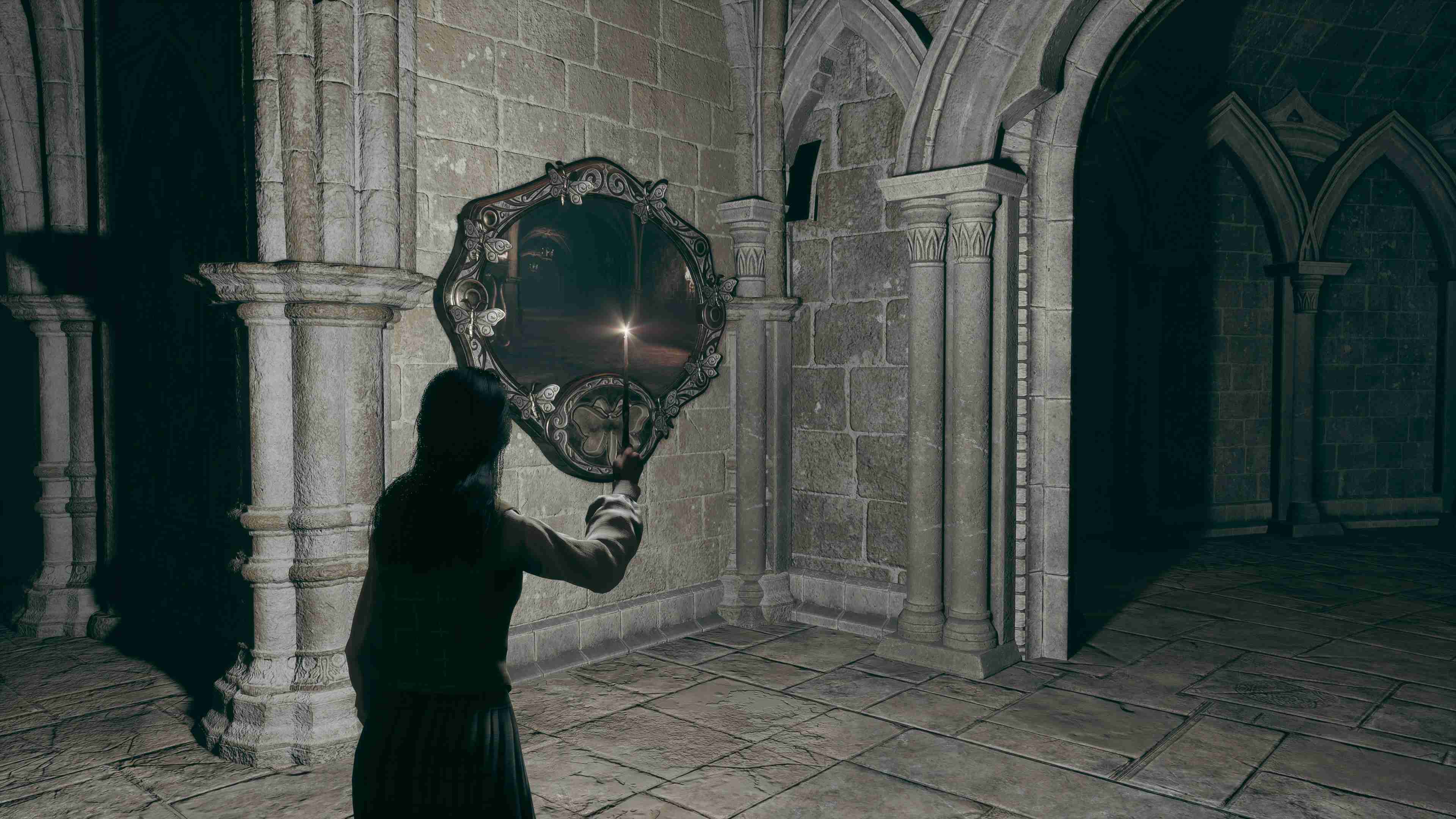 Hogwarts Legacy Moth Mirror Lower Grand Staircase