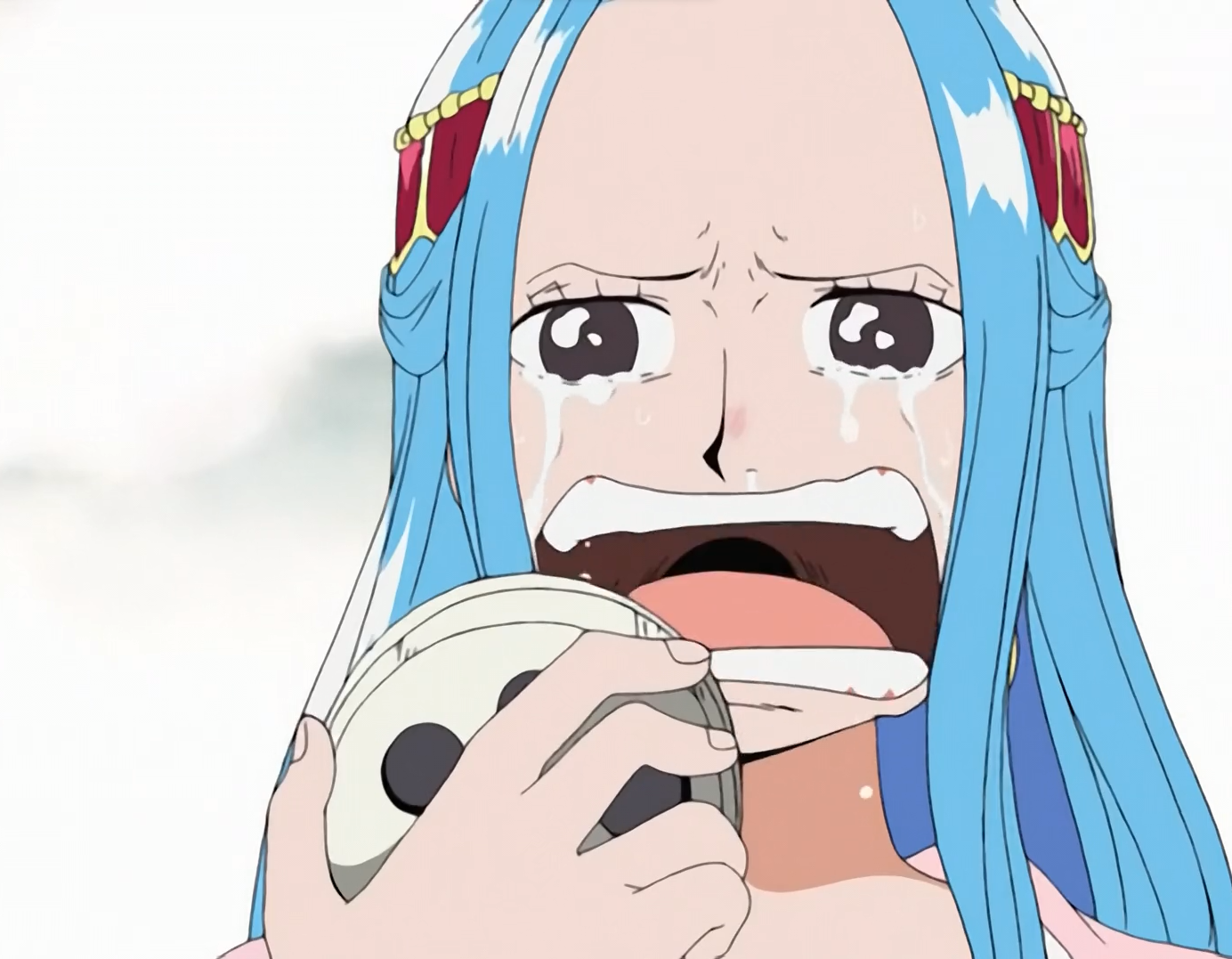 One Piece Vivi crying into Den Den Mushi