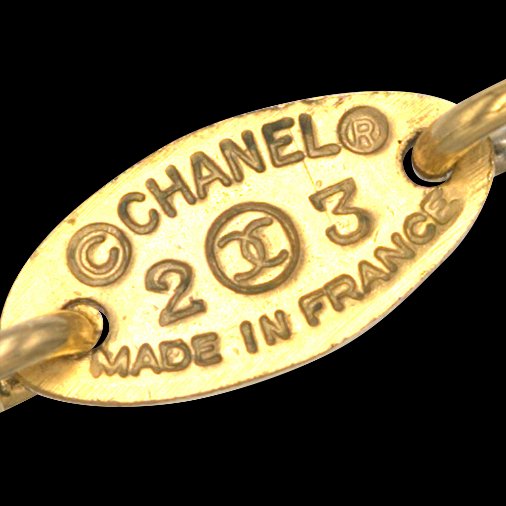 Valentine's Day Jewelry Gift Ideas For Her in 2021: Chanel and