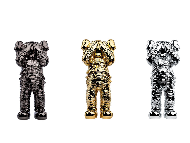 最大95％オフ！ KAWS Holiday Space Figure GOLD sushitai.com.mx