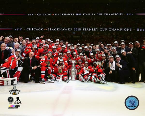 2015 Stanley Cup - Team Celebration on Ice Unsigned 8X10 Photo