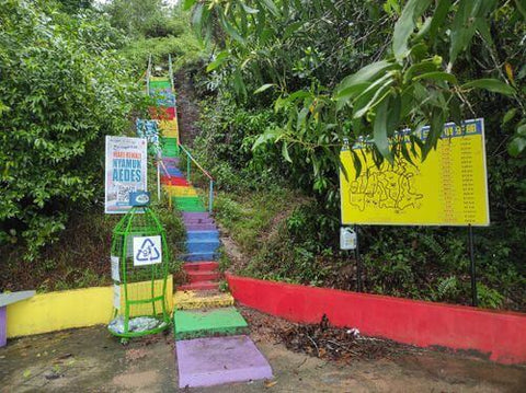 The colourful entry steps of Bukit Mak Dayang in Terengganu, giving your hiking activity a fun start. Photo by Azfar Aziz.