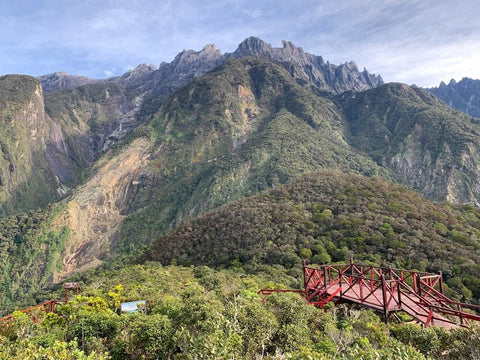 Panoramic view of Bukit Maragang. Photo by J P.