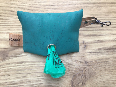 Dog & Coast, eco-friendly poo bag carrier