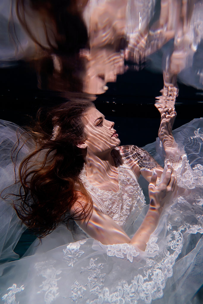 Ric_Lewis Bride Underwater