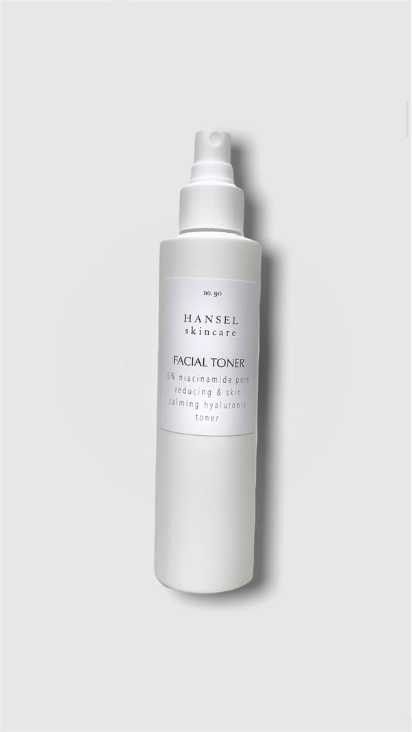 5% Niacinamide Pore Reducing & Skin Calming Hyaluronic Facial Toner