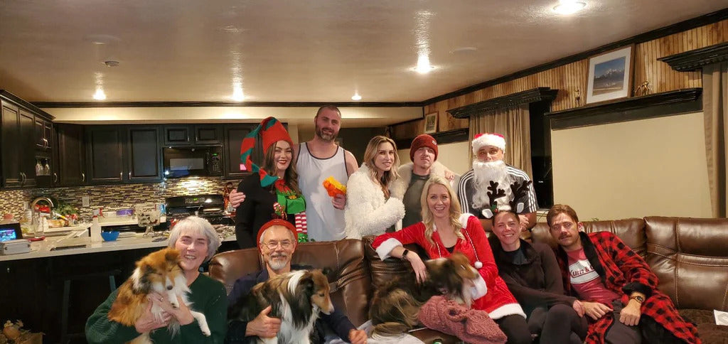 Murder Mystery Group Holiday — Log Cabin