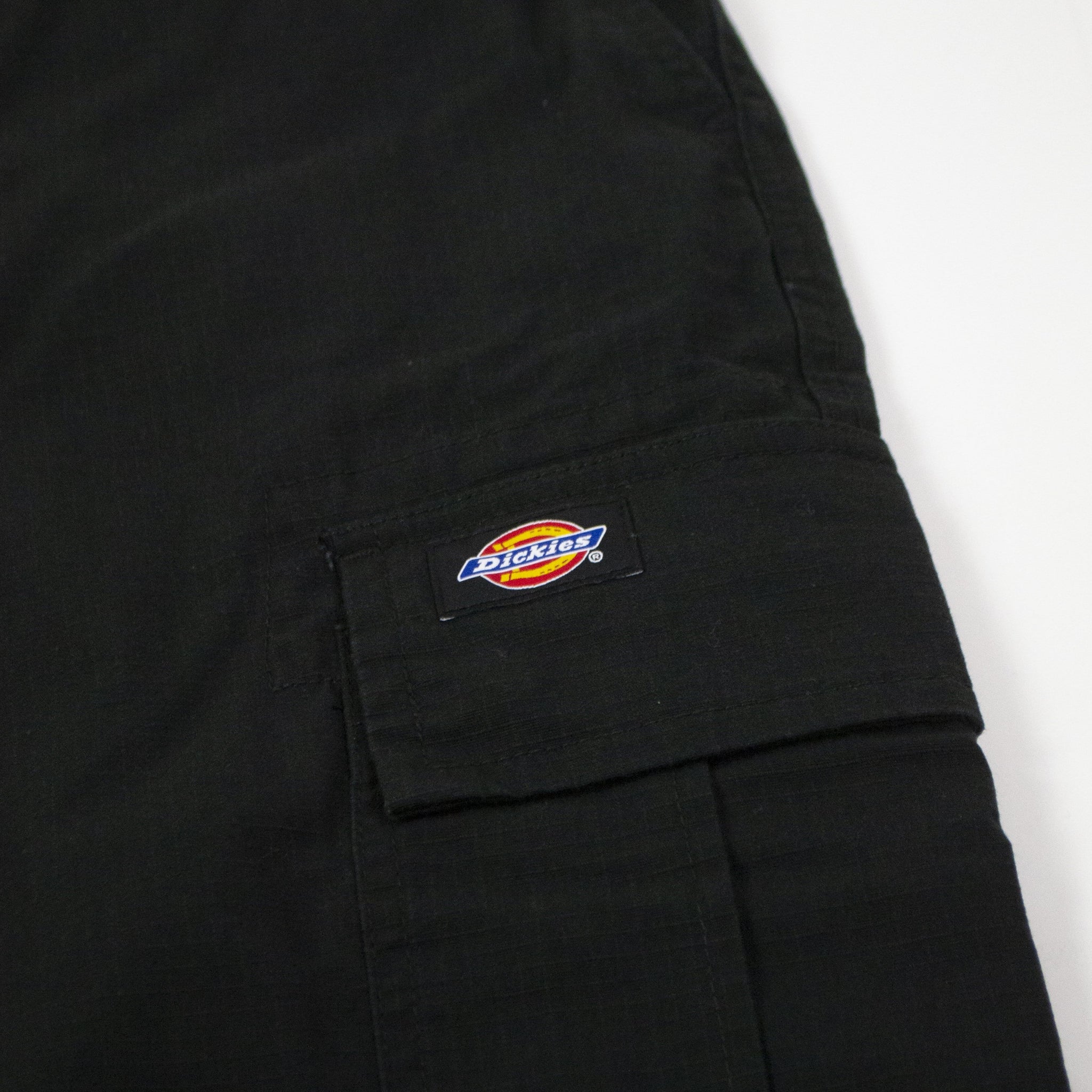 Dickies Eagle Bend Cargos - Black – The Forum Swindon