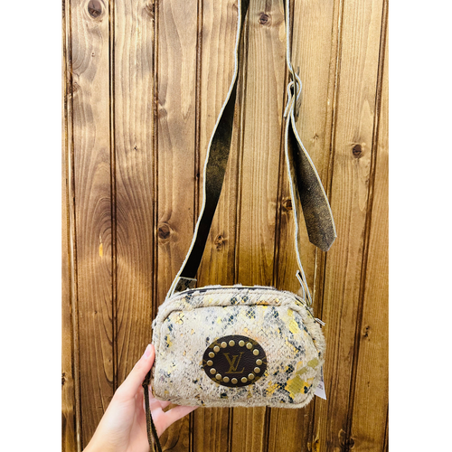 Upcycle LV Bum Bag – Molly Malone's Boutique