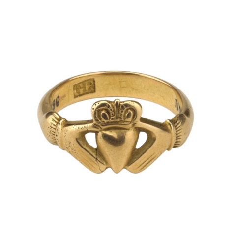 18th Century Irish Claddagh ring, Image via British Museum history of heart jewelry ottawa