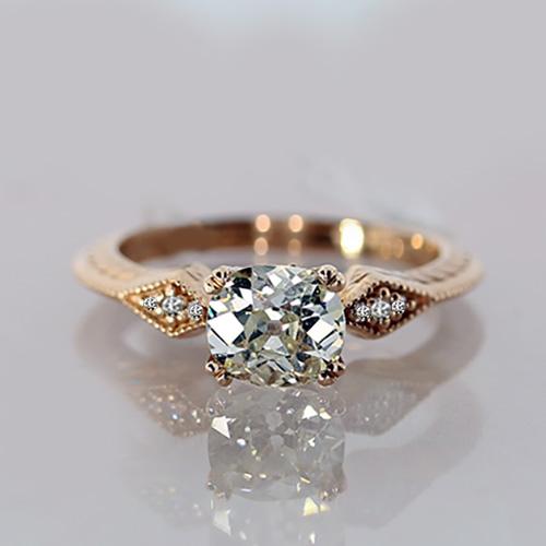 Mika: 1.80 carat cushion cut engagement ring | Nature Sparkle