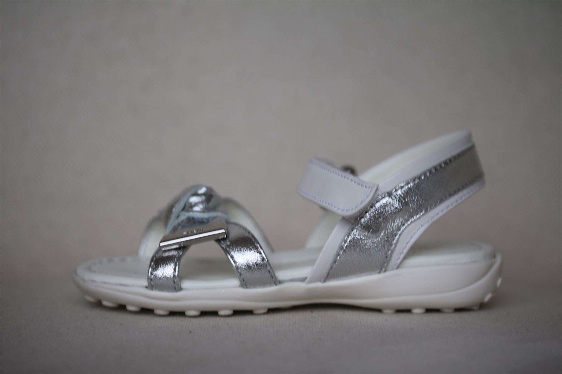 image of TOD'S JUNIOR GIRLS SILVER LEATHER SANDALS EU 24 UK 7