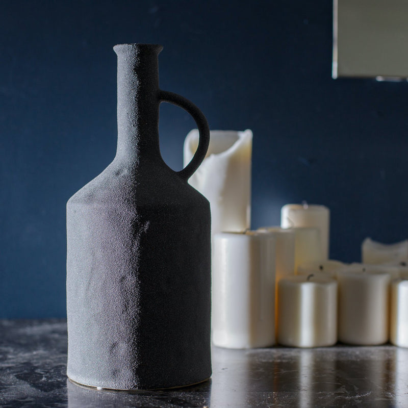 vase soliflore en céramique gris noir