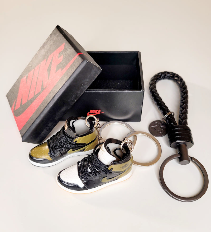 Mini 3D Sneaker keychain AJ1 Gold | VB