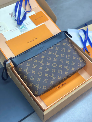 Louis Vuitton Pochette Voyage Souple Eclipse