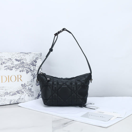 DR259 Small/Medium Dior Bobby Bag