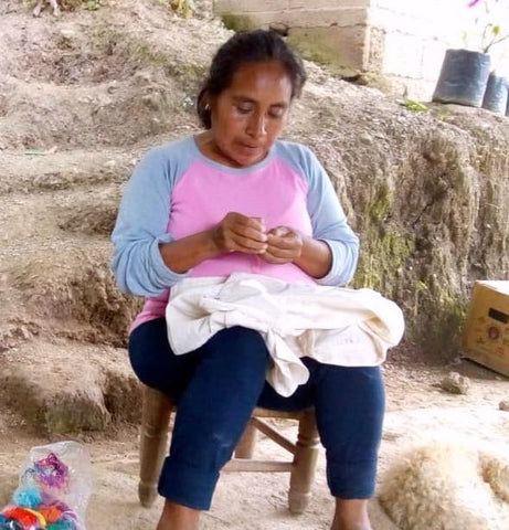 Adelina, Otomi artisan from Hidalgo Mexico