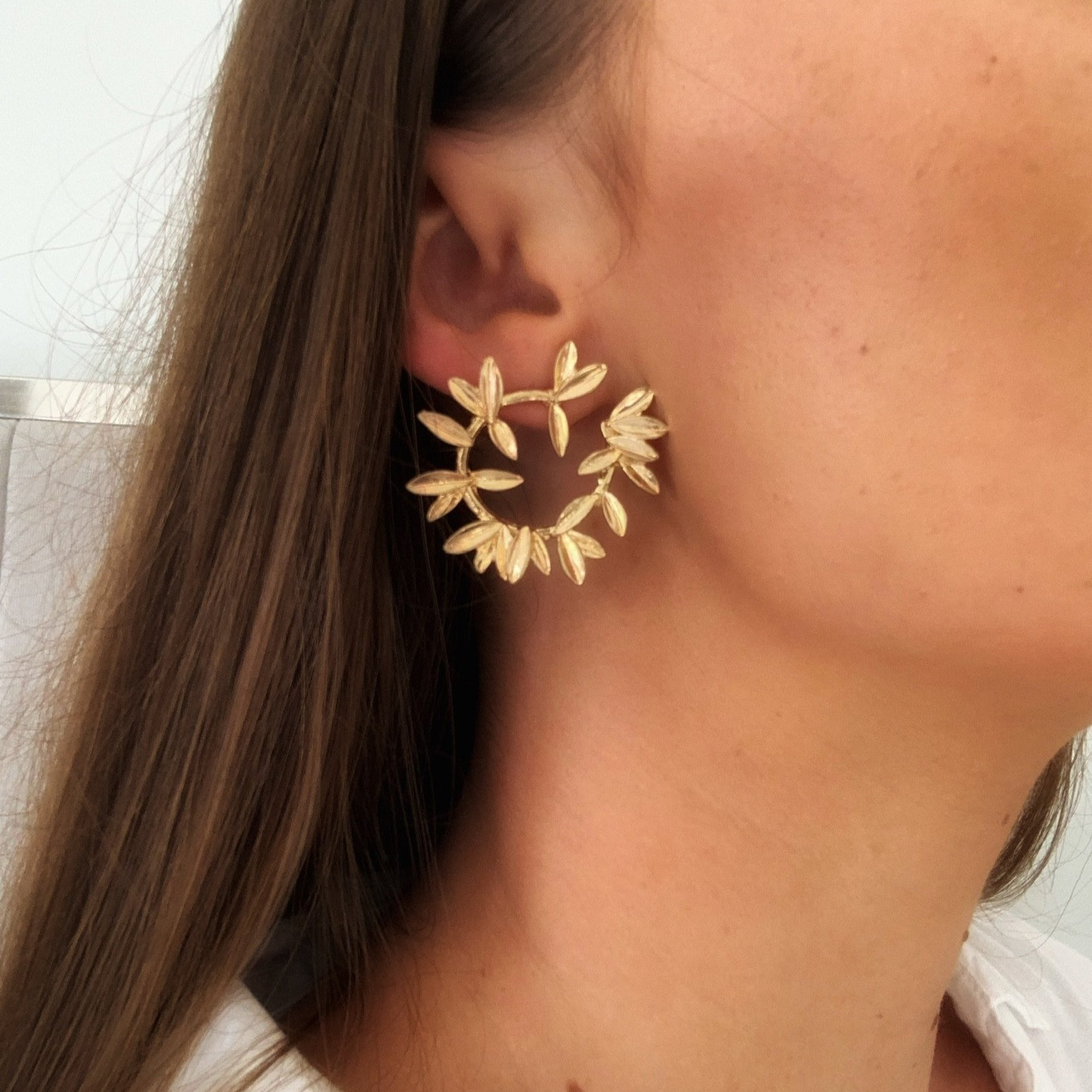 Tia Gold Wreath Earrings