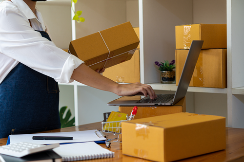 Picture-of-employee-get-orders-ready-for-delivery.png__PID:7d842ddd-b1a2-4b4c-8777-161fcf94cc7e