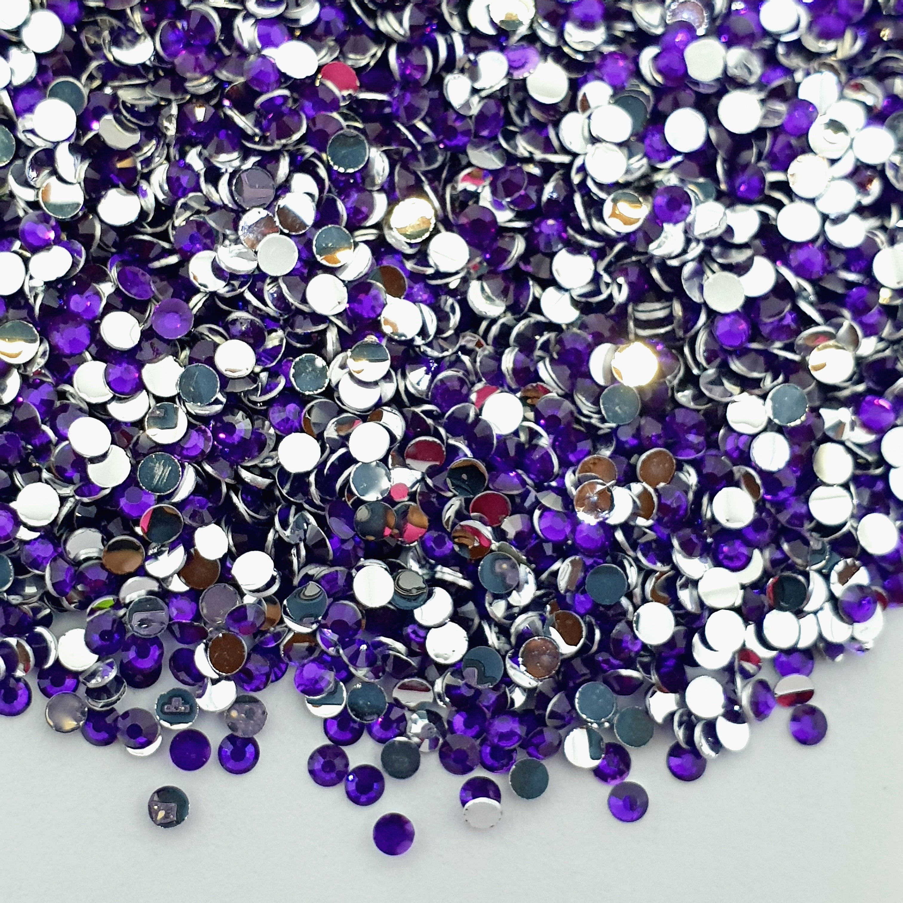 MajorCrafts Dark Purple AB Flat Back Round 14 Facets Resin Rhinestones