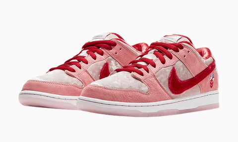 Nike SB Dunk Low - Strangelove SKateboards