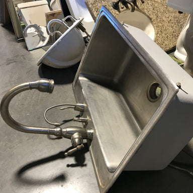 25x 24x 18 Wells Stainless Dual Basin Electric Fryer Needs Baskets —  Habitat Roaring Fork