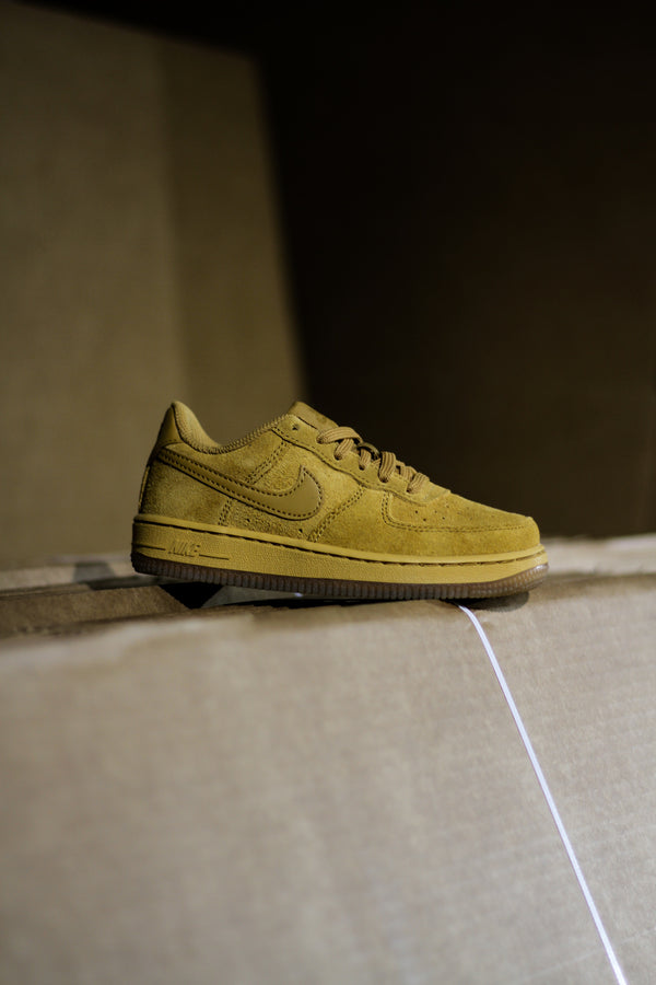 Women's shoes Nike Air Force 1 LV8 Style (GS) Camper Green/ Camper Green