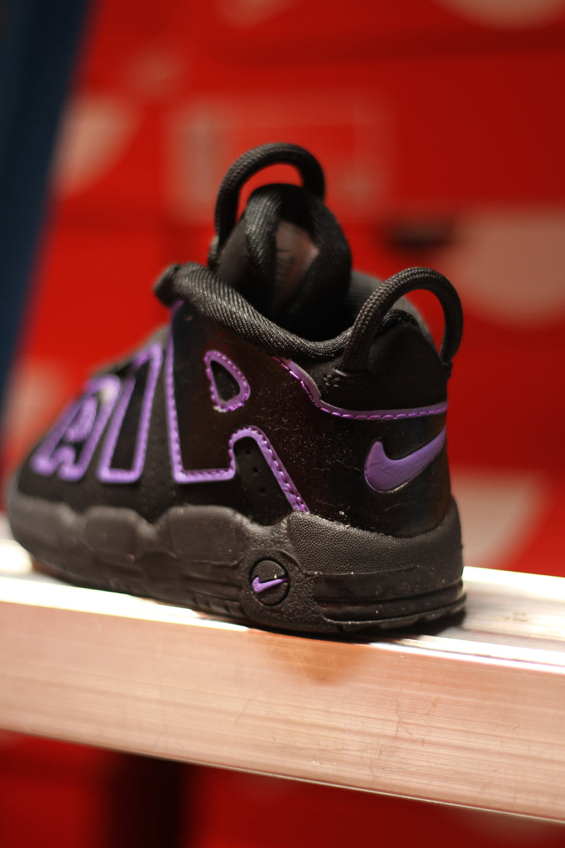 nike uptempo grape