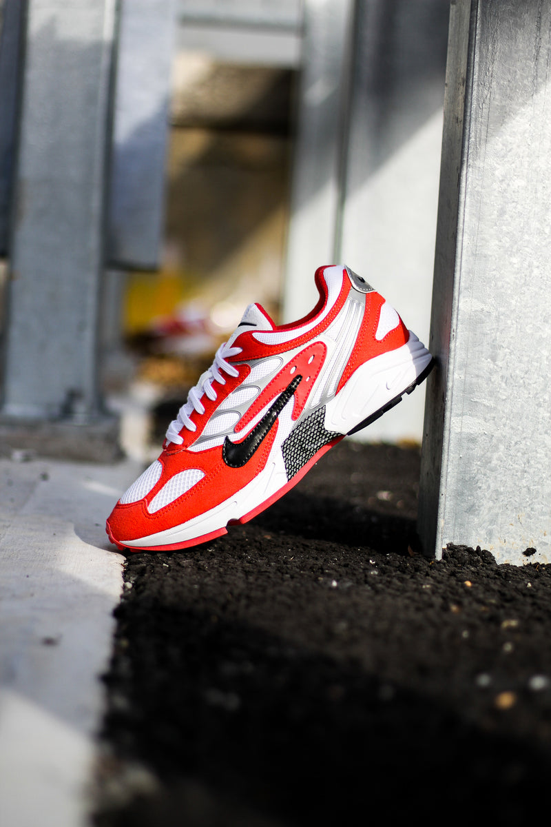 nike air ghost racer red