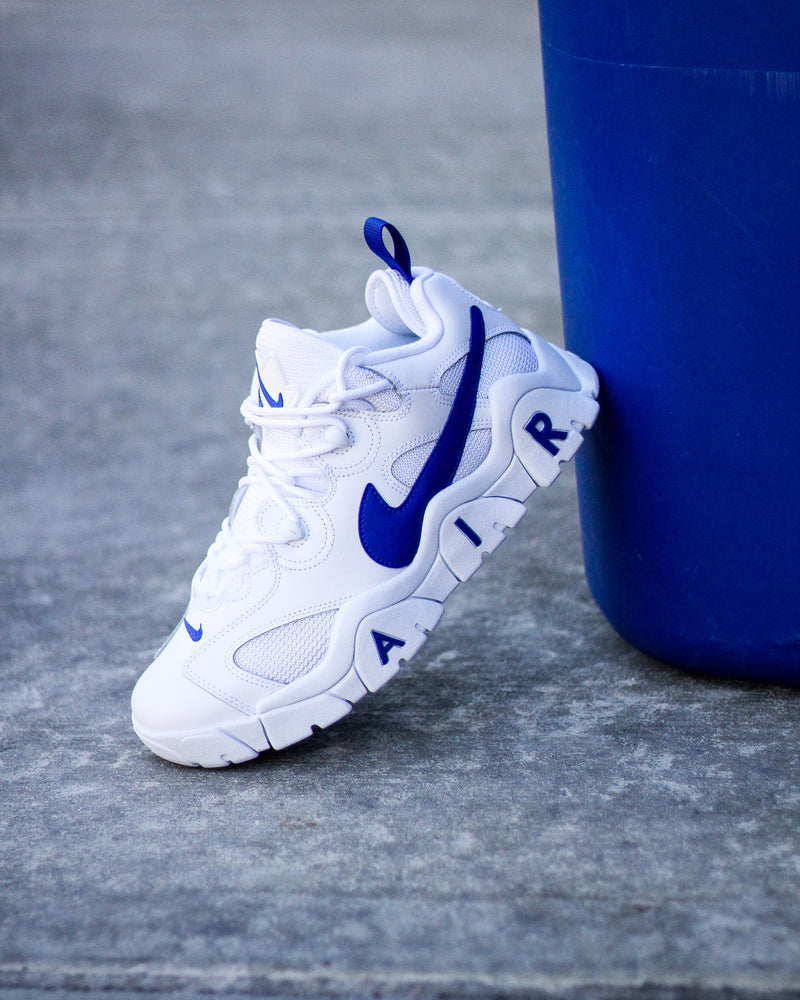 nike air barrage low white and blue