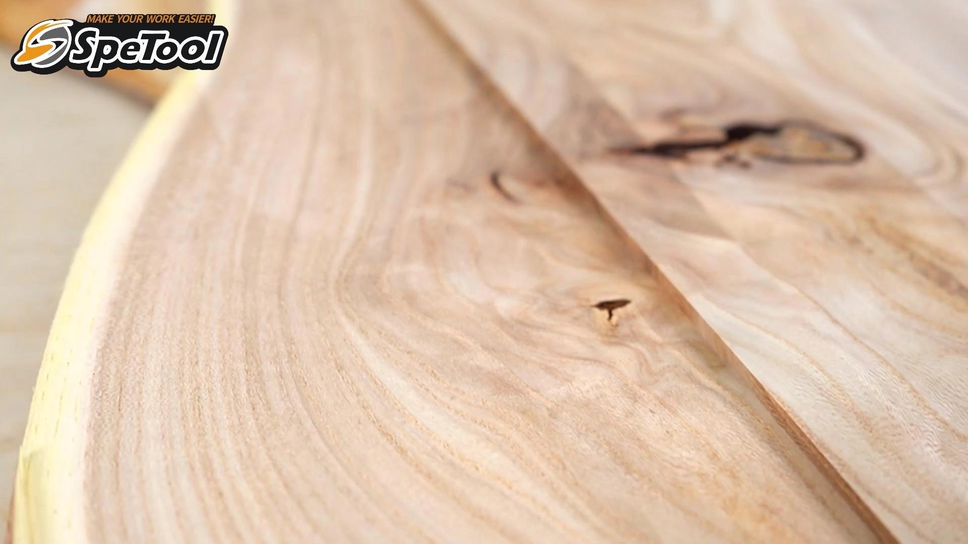 Achieving Perfect Wood Surfaces with the SpeTool Cratos PRO Router Sled