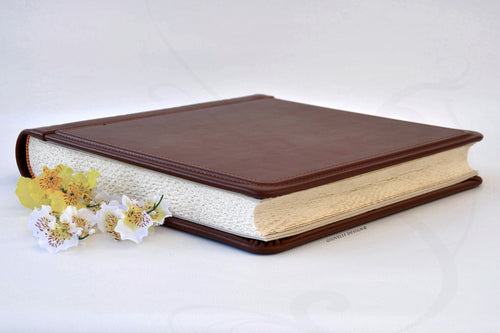 Charming Personalizable Large Leather Photo Album 13,7 x 13,7