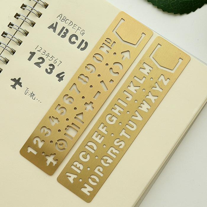 PAPERWRLD - Compact 6cm Brass Keychain Ruler